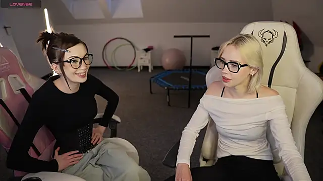 Jessica start online show from 11-27-25, 11:12