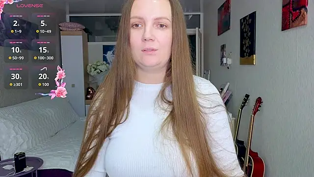 Snapshot of Amy__Leee_ chatting on 10-20-25, 05:57 Amy Leee online show from 10-20-25, 05:57