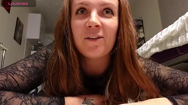 Amy  Leee  online show from 03-23-26, 05:28