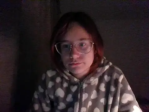 LuckySLove online show from 01-13-26, 06:35