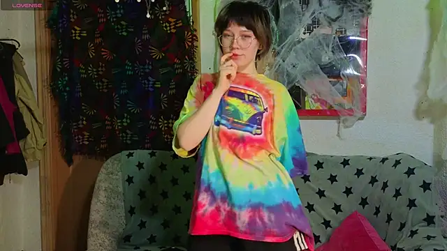 ReincarnatedAngel online show from 11-06-25, 08:32