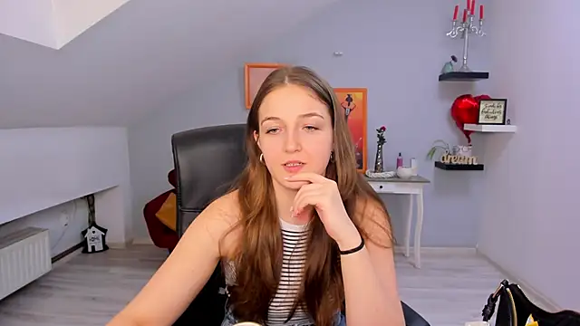 AnneWilsonn online show from 03-25-26, 12:22