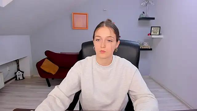 AnneWilsonn online show from 04-02-26, 01:20