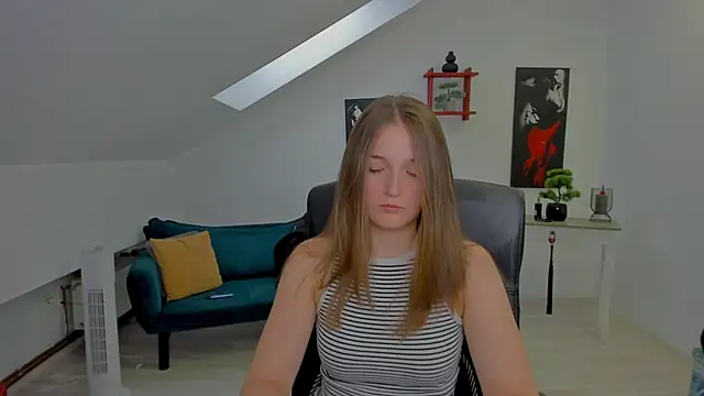 Snapshot of AnneWilsonn chatting on 05-20-26, 05:13 AnneWilsonn online show from 05-20-26, 05:13