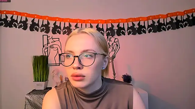 Snapshot of sendi_cais chatting on 11-03-25, 05:52 sendi cais online show from 11-03-25, 05:52