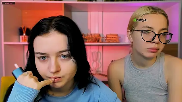 Snapshot of sendi_cais chatting on 12-03-25, 05:59 sendi cais online show from 12-03-25, 05:59