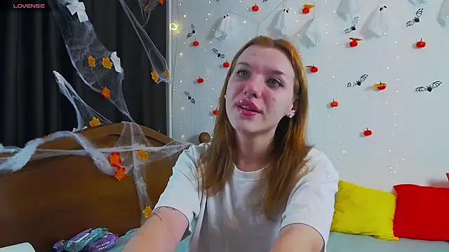 MeganNewCat online show from 11-05-25, 09:09