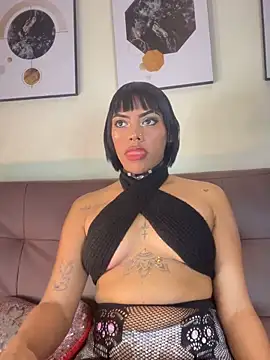 NovaFoxx online show from 10-15-25, 02:28