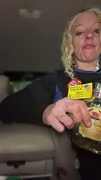 queenkelly1234 online show from 04-25-26, 06:38