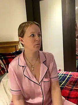 madamlillyrose online show from 01-13-26, 08:08