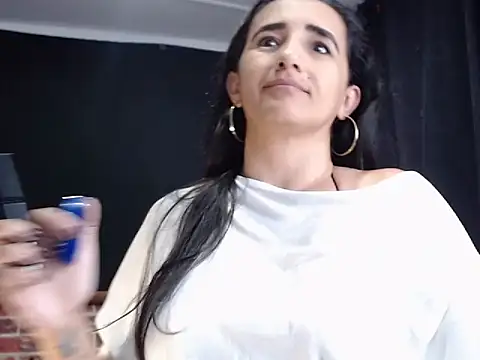 Snapshot of Lucyy_Naugthy chatting on 10-15-25, 12:05 Lucyy Naugthy online show from 10-15-25, 12:05