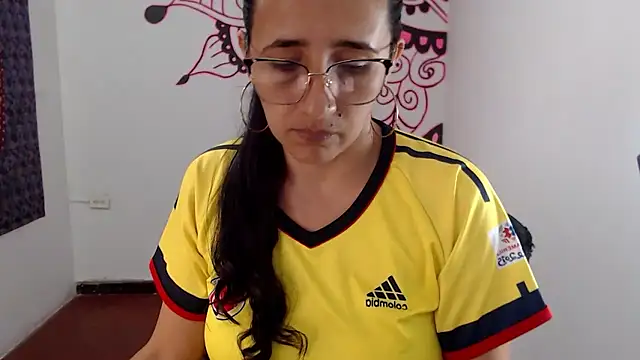 Lucyy Naugthy online show from 03-26-26, 01:49