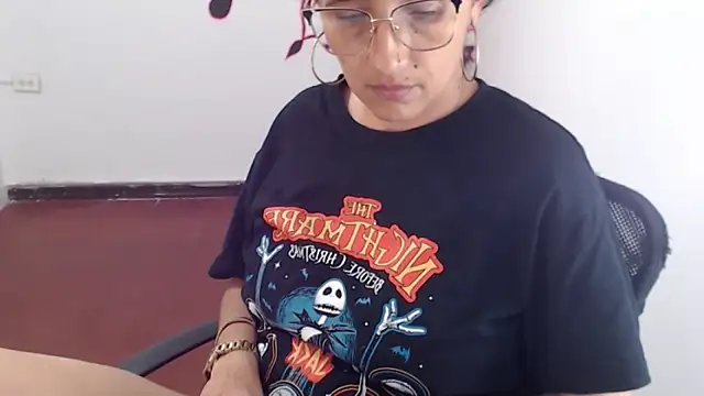 Lucyy Naugthy online show from 04-02-26, 07:55