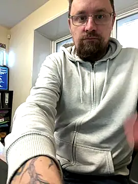 Otis Firefly online show from 11-14-25, 03:22