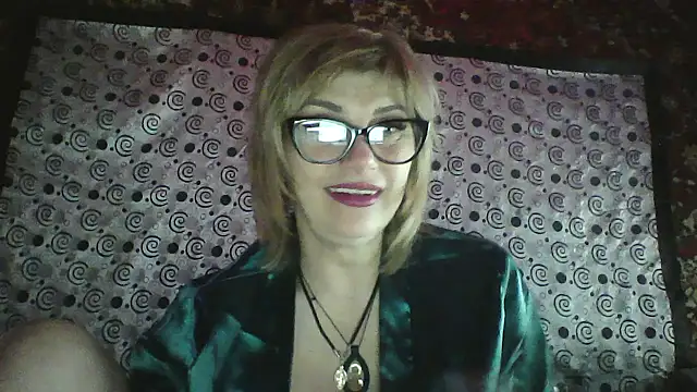 Lia Ray online show from 12-22-25, 09:01
