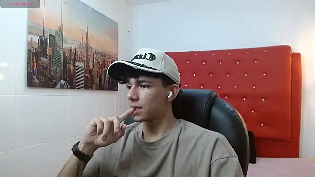 Snapshot of AmethystShadow17 chatting on 01-07-26, 08:00 AmethystShadow17 online show from 01-07-26, 08:00