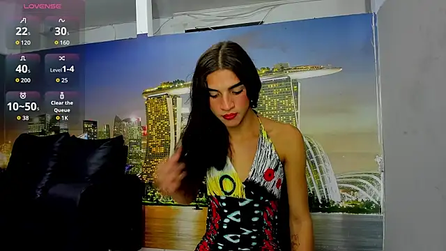 Snapshot of Zakura_hot_25 chatting on 10-14-25, 12:00 Zakura hot 25 online show from 10-14-25, 12:00