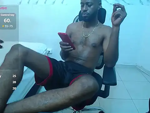 Snapshot of BenhtenBlack25 chatting on 11-06-25, 12:44 BenhtenBlack25 online show from 11-06-25, 12:44