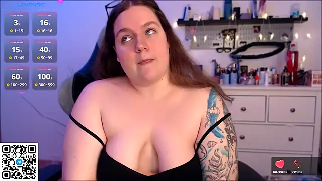 Snapshot of SummerTina chatting on 12-01-24, 07:36 SummerTina online show from 12-01-24, 07:36