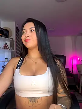 Snapshot of shanabellucy chatting on 12-13-25, 09:31 shanabellucy online show from 12-13-25, 09:31