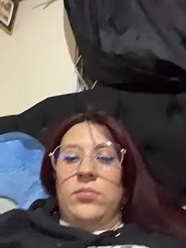 Zoe fire online show from 12-22-25, 11:35