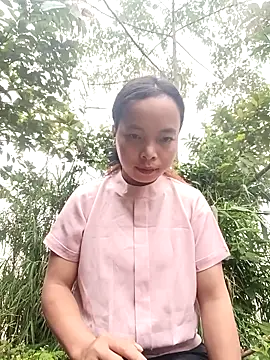 Nguyet2k4 online show from 11-05-25, 11:49