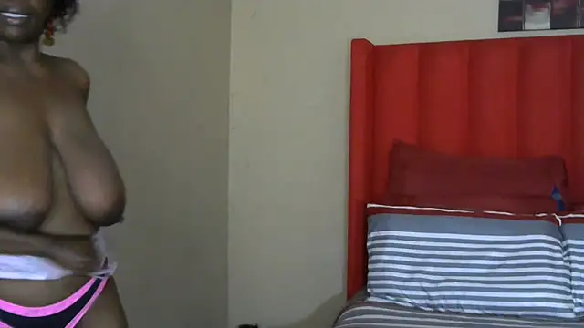 AfroGodesss124 online show from 01-15-26, 07:46