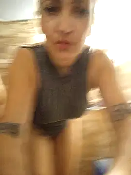 Nicolle Amor online show from 01-19-26, 12:03