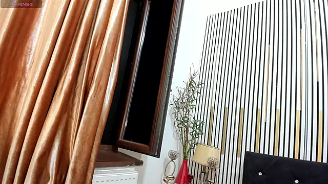 Snapshot of BelleInna chatting on 07-14-26, 07:52 BelleInna online show from 07-14-26, 07:52
