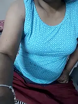 Snapshot of Hot_Boude chatting on 10-24-25, 11:50 Hot Boude online show from 10-24-25, 11:50