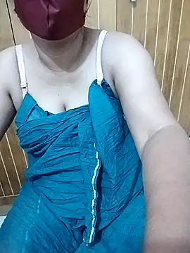 Snapshot of Hot_Boude chatting on 11-07-25, 11:49 Hot Boude online show from 11-07-25, 11:49