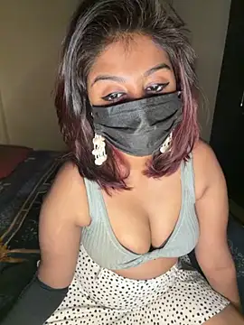 Snapshot of payal_mittal chatting on 12-02-25, 08:37 payal mittal online show from 12-02-25, 08:37