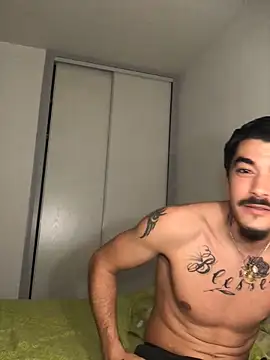 Camillafaro64 online show from 10-19-25, 09:48