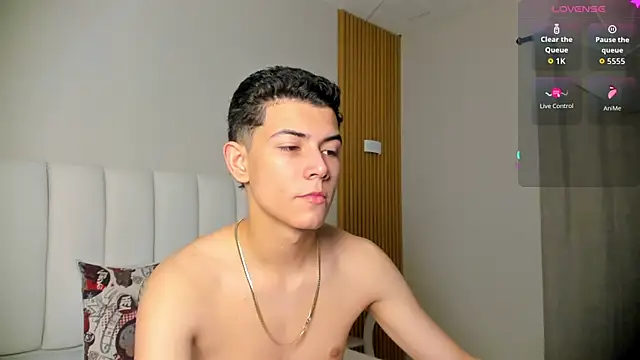 Snapshot of FireGuy_99 chatting on 12-15-25, 01:04 FireGuy 99 online show from 12-15-25, 01:04