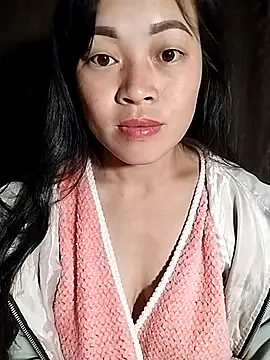 Hani-i online show from 11-24-25, 10:20