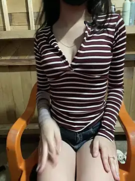 Snapshot of Katy68 chatting on 01-13-26, 05:29 Katy68 online show from 01-13-26, 05:29