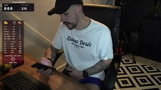 monsieurguitsxxx online show from 02-11-26, 04:23