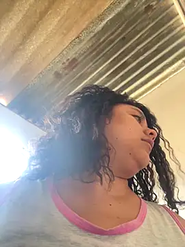 Snapshot of Techi0525 chatting on 11-11-25, 03:56 Techi0525 online show from 11-11-25, 03:56