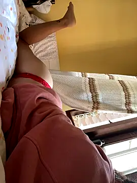 Snapshot of Techi0525 chatting on 11-28-25, 04:31 Techi0525 online show from 11-28-25, 04:31