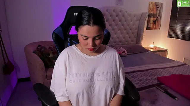 Bluepaula online show from 10-30-25, 02:40