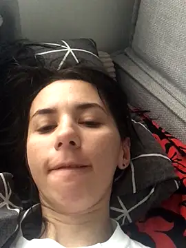 oliviya mur online show from 10-19-25, 08:37