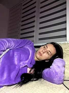 Snapshot of oliviya_mur chatting on 11-29-25, 05:49 oliviya mur online show from 11-29-25, 05:49