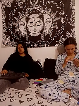 abby n emily online show from 04-02-26, 02:04