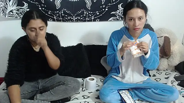 abby n emily online show from 05-20-26, 01:39
