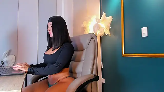 Snapshot of Rashel_Frost_ chatting on 03-16-26, 05:06 Rashel Frost online show from 03-16-26, 05:06