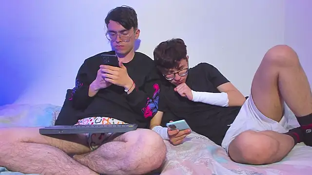 Snapshot of dani_angel_dark chatting on 11-05-25, 01:38 dani angel dark online show from 11-05-25, 01:38