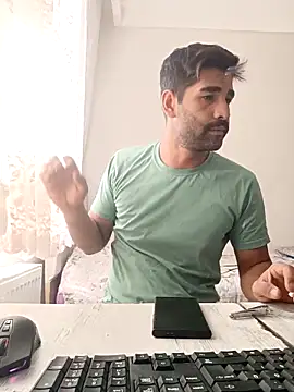 Snapshot of ogiday124 chatting on 10-17-25, 11:24 ogiday124 online show from 10-17-25, 11:24