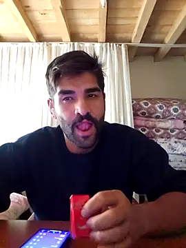 Snapshot of ogiday124 chatting on 10-21-25, 12:28 ogiday124 online show from 10-21-25, 12:28