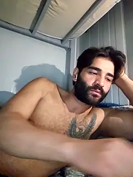 Snapshot of ogiday124 chatting on 02-08-26, 06:44 ogiday124 online show from 02-08-26, 06:44