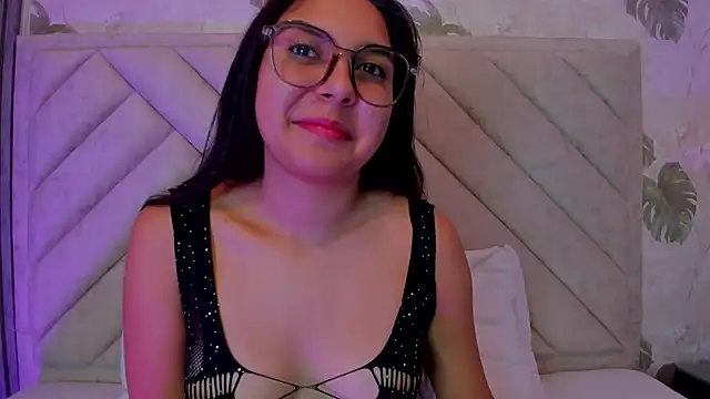 Snapshot of Lexy-Sweet1 chatting on 11-06-25, 04:13 Lexy-Sweet1 online show from 11-06-25, 04:13